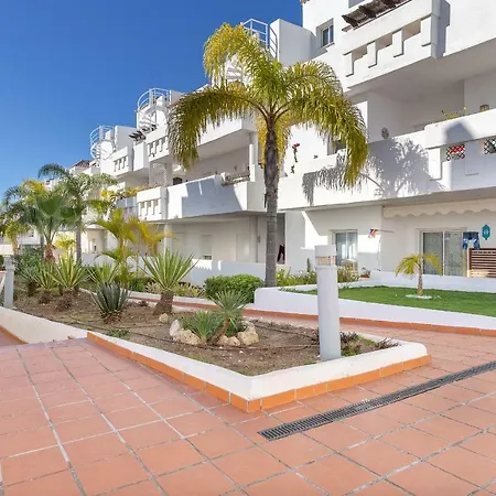 2266-amazing Newly Furnished Apt,on Golf, Sea View אסטפונה