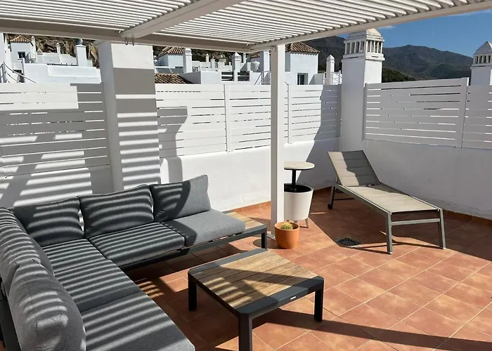 2266-amazing Newly Furnished Apt,on Golf, Sea View Apartamento