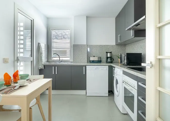 2266-amazing Newly Furnished Apt,on Golf, Sea View Apartamento Estepona