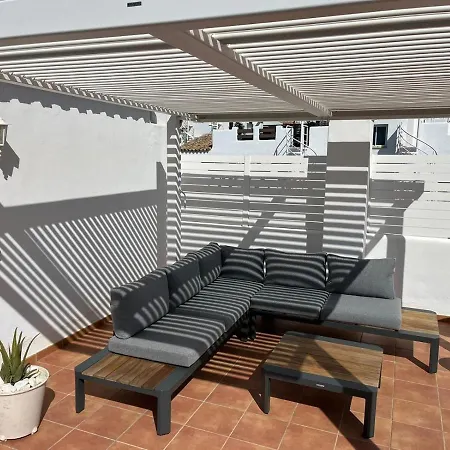 2266-amazing Newly Furnished Apt,on Golf, Sea View